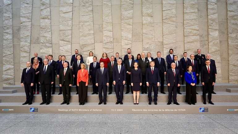 Bloomberg: Східна Європа втрачає віру у Західну