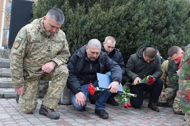 Захисник Полтавщини Роман Артикульний — на щиті_5