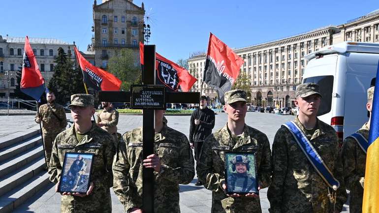 Україна у жалобі. У Києві відбулося прощання із воїнами ДУК ПС