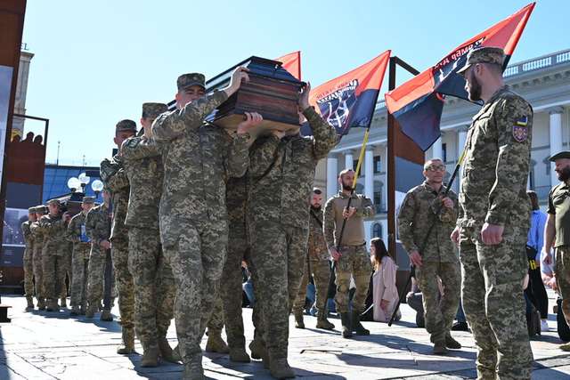 Україна у жалобі. У Києві відбулося прощання із воїнами ДУК ПС_3