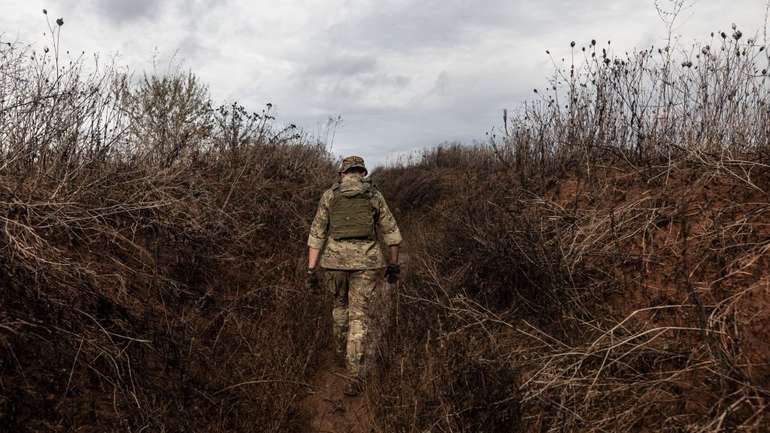 В Україні дві війни: одна — з ворогом, друга — із добровольцями