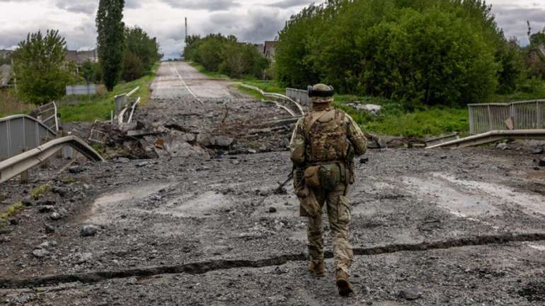 Чому Україна програє?