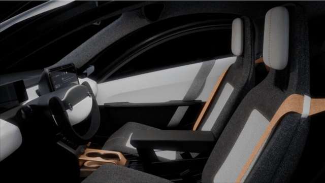 Сонцемобіль Aptera для арабських емірів_1