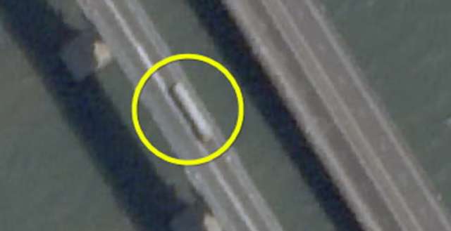 РФ припинила використовувати Кримський міст для постачання військ_1