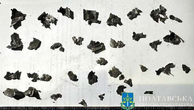 Жителя Котельви підозрюють у незаконному зберіганні вибухівки_3