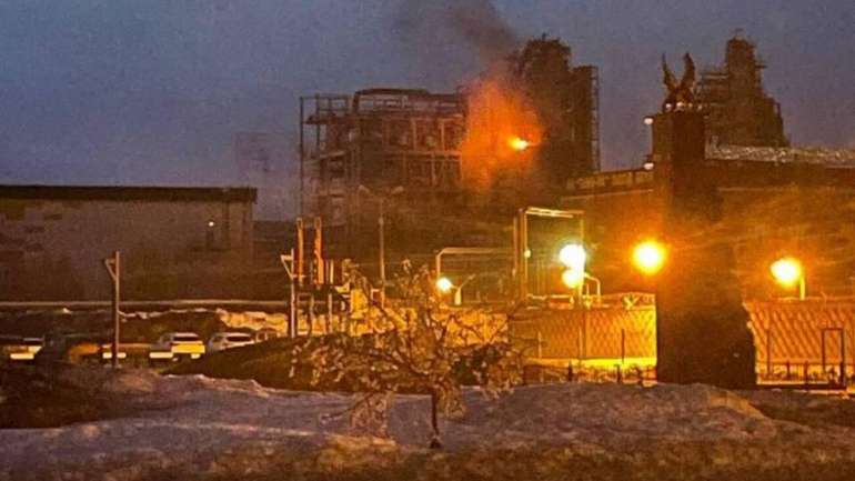 Україна вдарила дронами по НПЗ у Татарстані