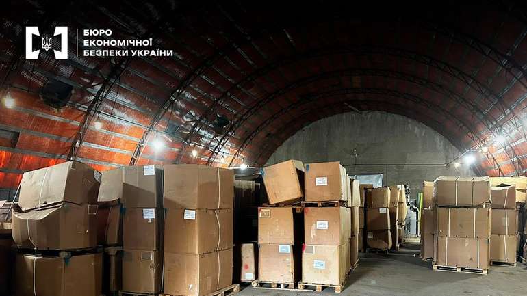 БЕБ здійснює 24 одночасні обшуки у чотирьох виробників сигарет
