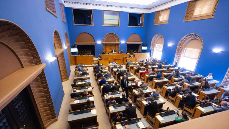 Парламент Естонії підтримав закон, який дозволить передавати Україні заморожені російські активи