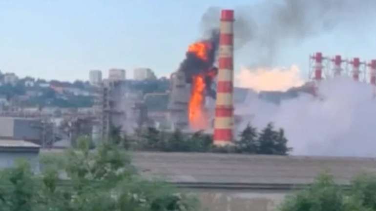 У Туапсе зупинився НПЗ після атаки безпілотників