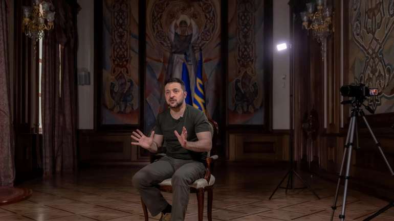Нахилянт ухилянтів Зеленський вчергове відзначився ахінеєю.