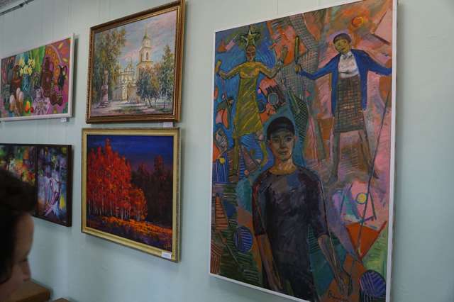 У Лубнах відкрилась мистецька виставка «Лубенська художня весна 2024»_21