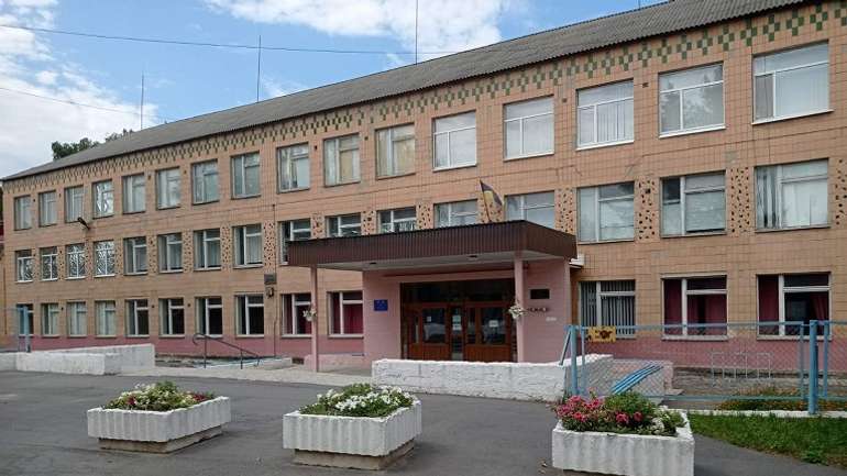 Влада Гадяча пішла слідом Білицьких чиновників