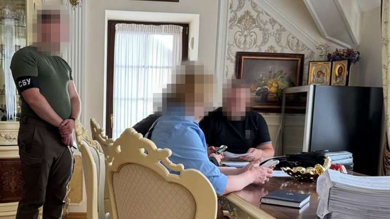 ДБР та СБУ заочно вручили підозри братам екснардепів Віктора Медведчука та Тараса Козака