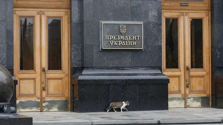 «Офіси простих рішень» існують від часів Мойсея