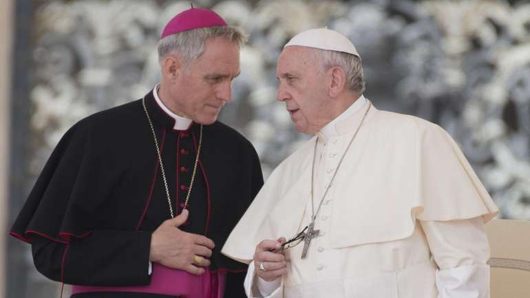 Папа Франциск посилює дипломатичний зв'язок із гебістом Кіріллом