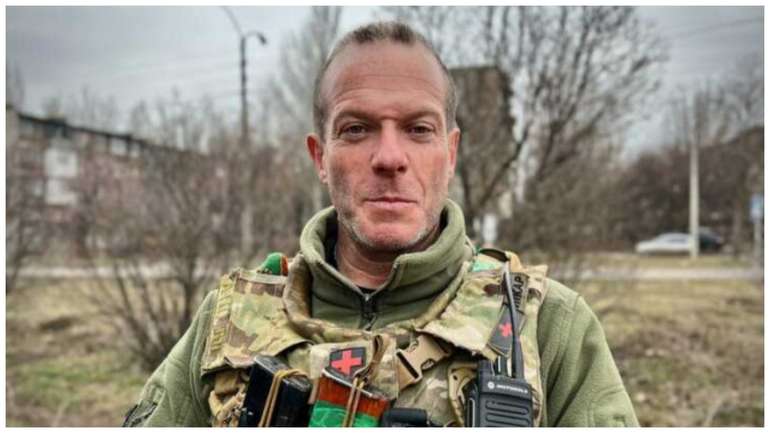 На фронті загинув волонтер та бойовий медик з Британії Пітер Фуше