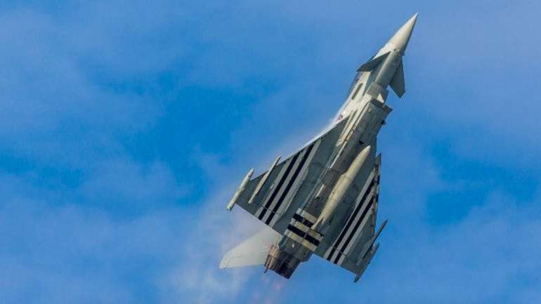 Британські Eurofighter влаштували засідку на російські винищувачі у Чорному морі