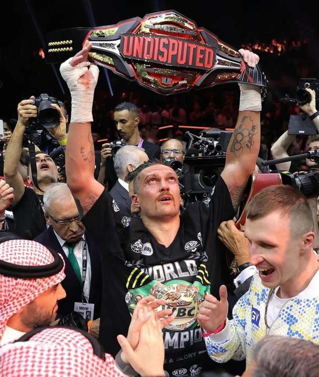 Ентоні Джошуа вперше відреагував на відмову Усика від поясу IBF_1