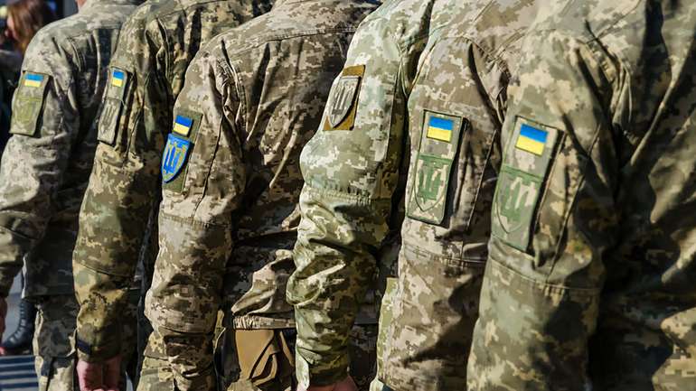 Невідомі дрони стежать за навчанням українських військових у Німеччині, - Politico