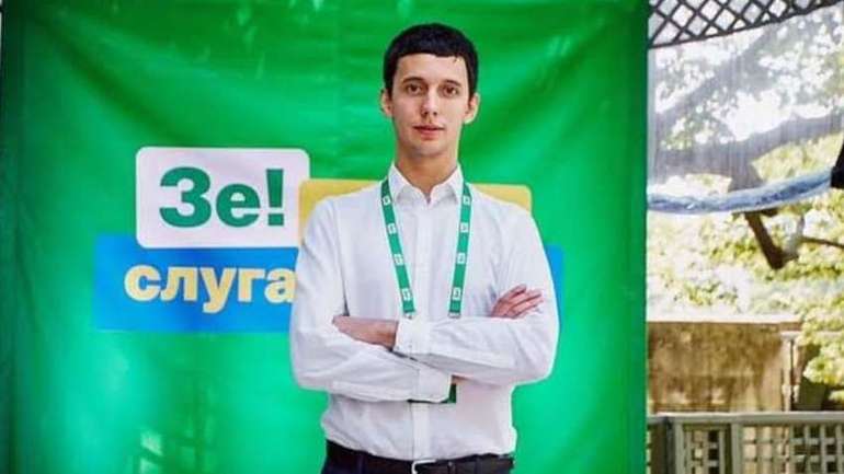 «Слуга народу» Олександр Горенюк під час війни отримав від батька автівку за 2 мільйони ₴