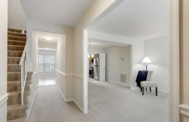 Будинок у США за понад $600 тисяч: родина бізнес-партнера Андрія Єрмака бере кредит у росіян_11