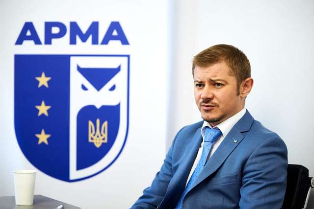 Судитимуть колишніх посадовців АРМА, які могли привласнити майже $400 тисяч_1