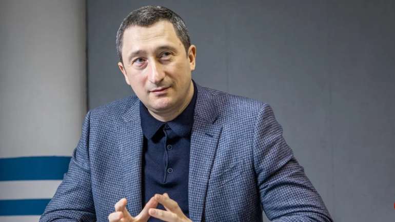 Чернишов вважає, що споживачі йому винні