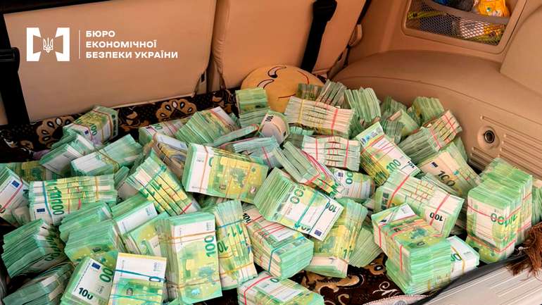 Як Умєров і Жумаділов грабують воюючу країну