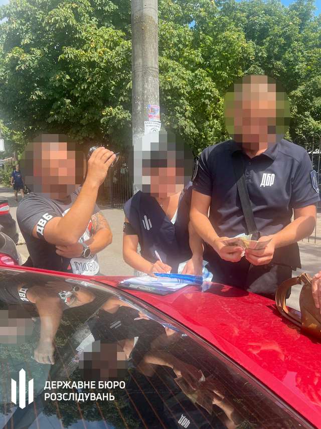 В Одесі затримали священника-адвоката, котрий вимагав хабаря від іншого священника_1