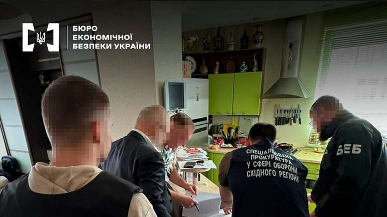Посадовці Дніпровської міськради отримали підозри