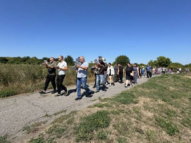 Хорол провів в останню дорогу полеглого захисника України Сергія Зибарєва_3