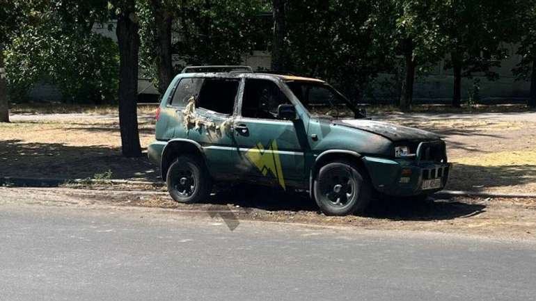 Запорізькі «ждуни» палять автівки захисників України на замовлення ФСБ