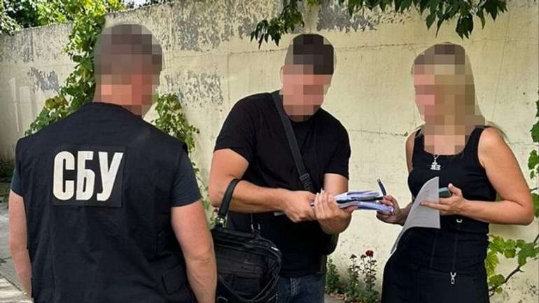 Затримано переселенку з Бахмута, яка продавала медичні довідки ухилянтам на Полтавщині