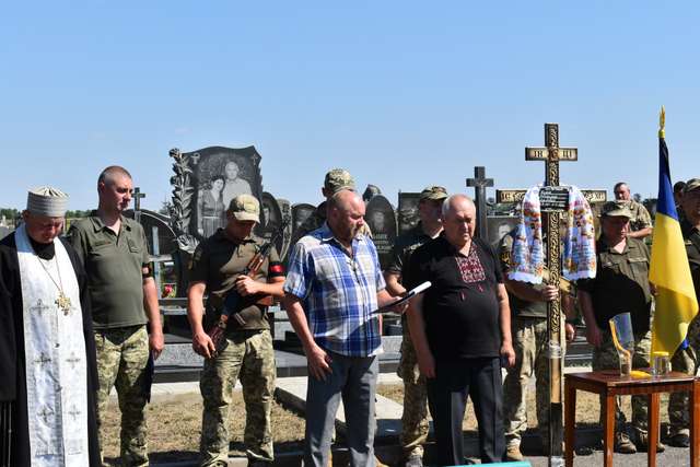 Чутянин Володимир Кулик повернувся додому «на щиті»_7