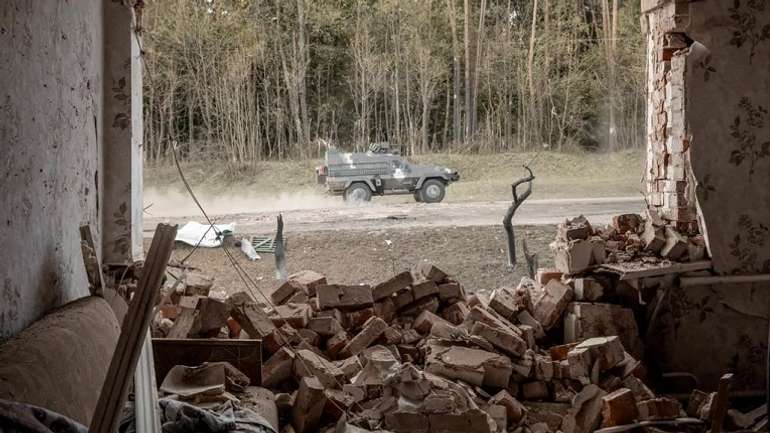 «Диванні війська» здають ворогу Покровськ