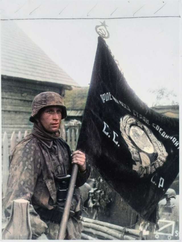 Російський боєць Waffen-SS на Харківщині (літо 1942 року)