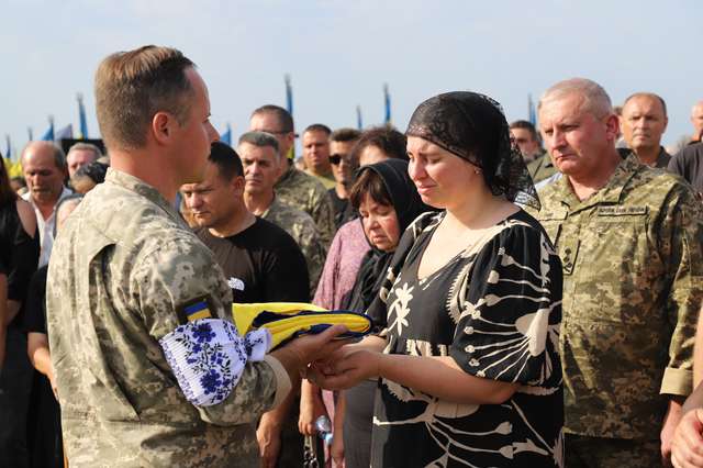 Захищаючи Україну, загинув льотчик Повітряних Сил Збройних Сил України Олексій Месь_7