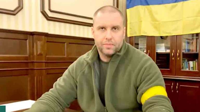 Синєгубов під обстрілами жене дітей прифронтової Харківщини до школи