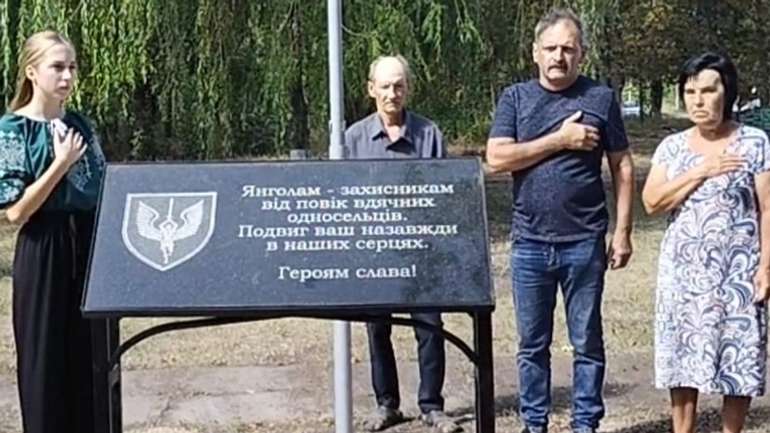 Кобеляцька громада гідно вшановує полеглих на війні земляків
