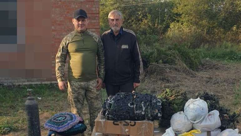 Жителі Градизька передали гумвантаж воякам на Північному фронті