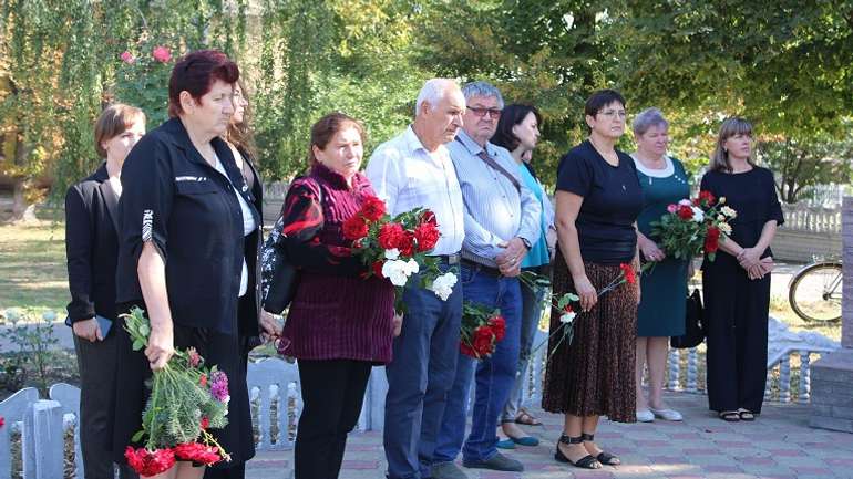 Влада Семенівки відсвяткувала «совєцьке визволення від фашистських загарбників»