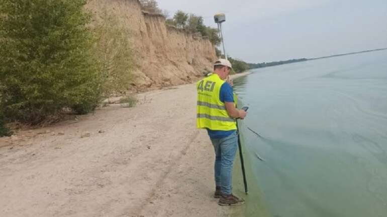 Кременчуцьке водосховище «з'їдає» Пивиху