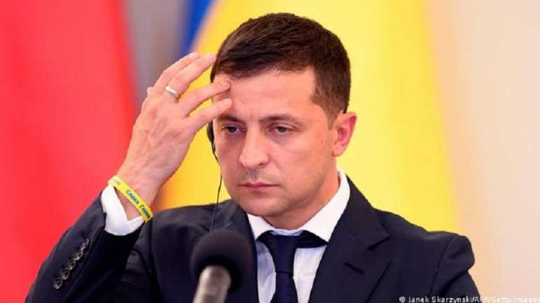 Зеленському треба дорослішати або кликати дорослих
