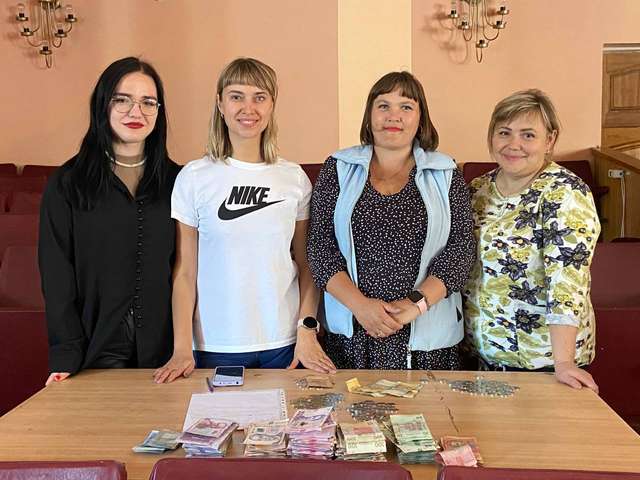 Наярмаркували: мешканці Кобеляків зібрали понад 65 тис. грн для ЗСУ_1