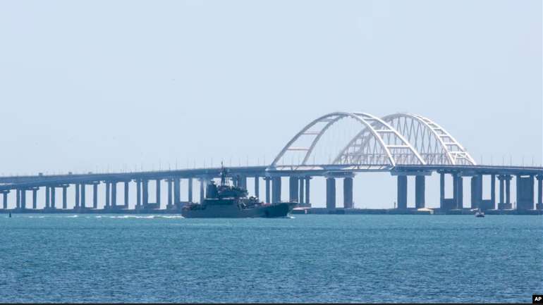 Україна закликала суд у Гаазі змусити росію демонтувати Керченський міст