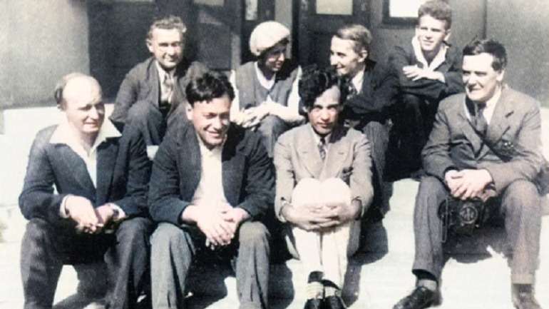 Українці конкурували з британцями у пошуках нейтрона