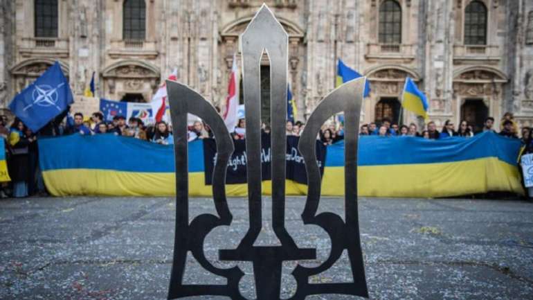 Ми є народ, якого правди сила ніким звойована ще не була