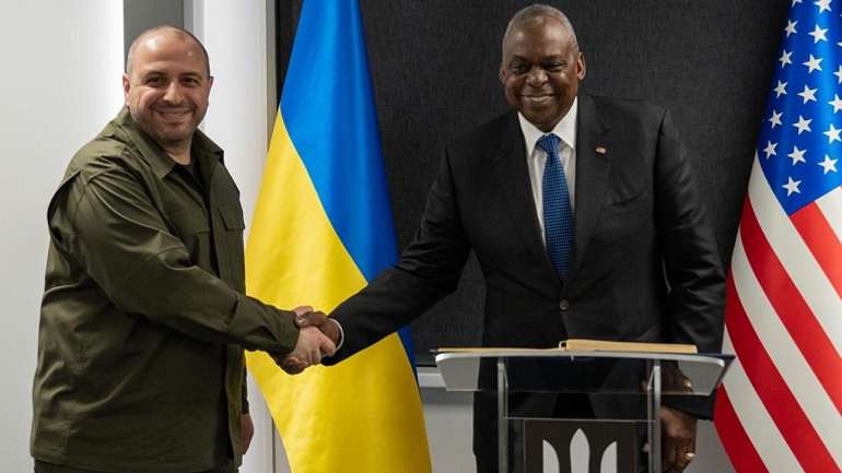 Довбаний парад лицемірства від західних партнерів Москви