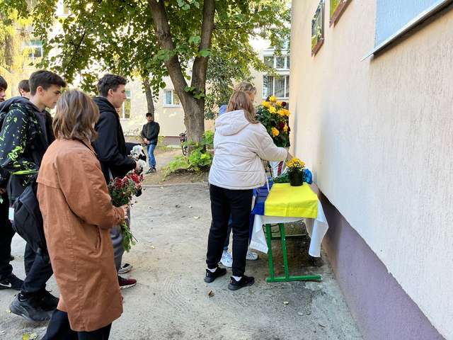Полеглому учаснику контрнаступу відкрили пам'ятну дошку у Миргороді_5