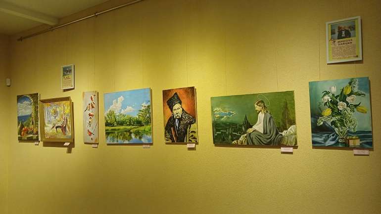 До Міжнародного дня художника у Чорнухах відкрилася виставка живопису